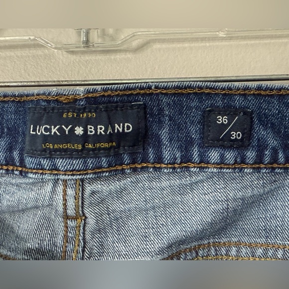 Lucky Brand Men's 410 Athletic Slim 36/30 Straight Leg Blue Jeans - Picture 2 of 5